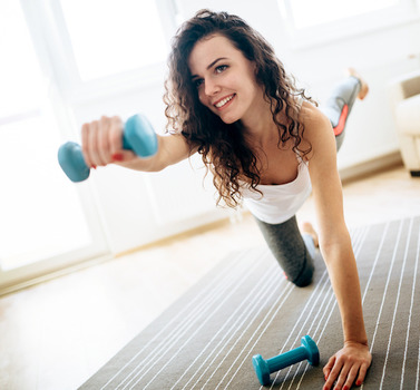 Домашні тренування vs тренування у фітнес центрі